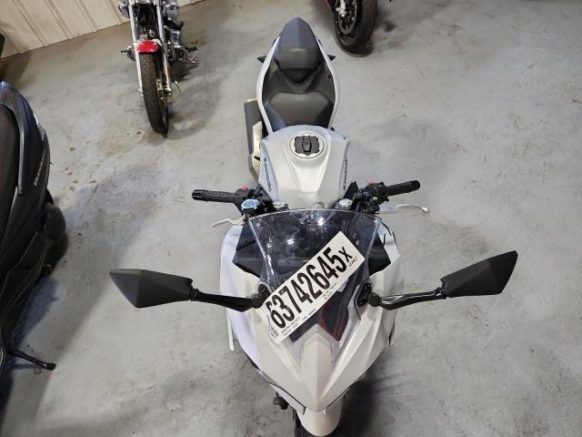 KAWASAKI NINJA 500 2024