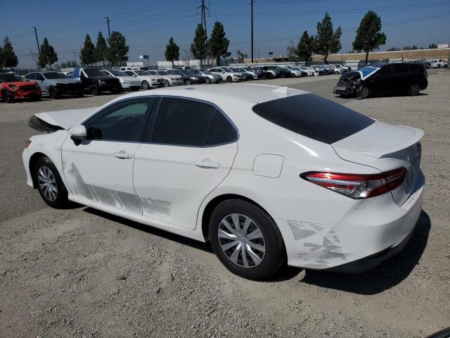 Фото 2 - TOYOTA CAMRY