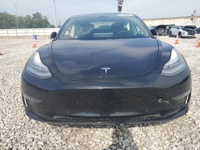 Фото 5 - TESLA MODEL 3
