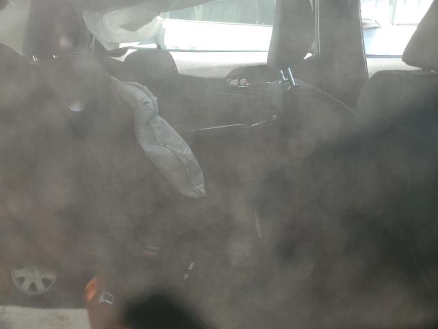 Фото 10 - TOYOTA PRIUS