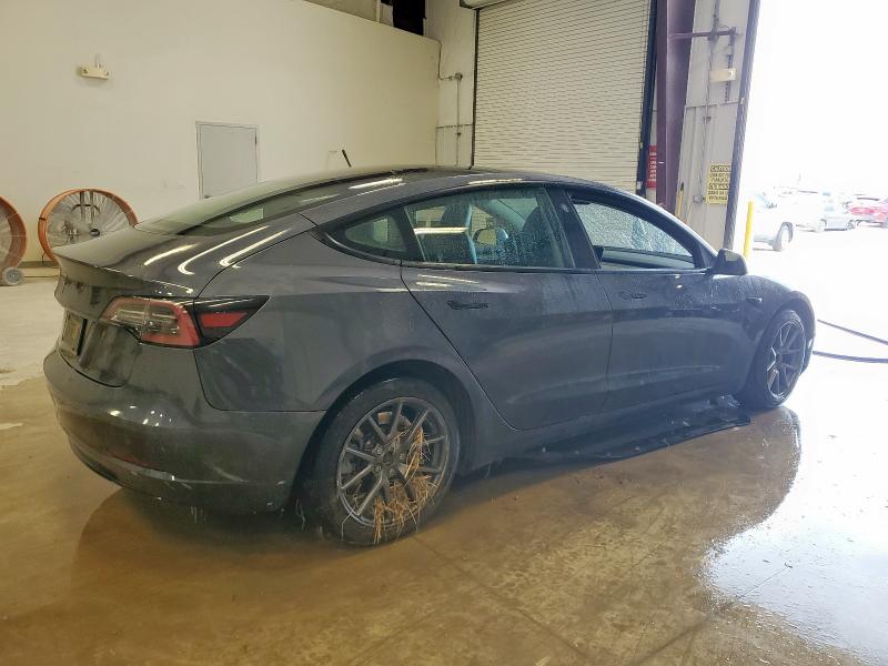 Фото 3 - TESLA MODEL 3