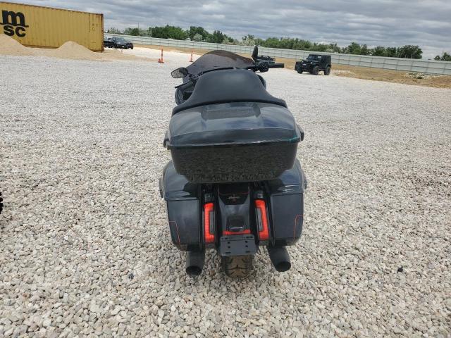 HARLEY-DAVIDSON FL 2024