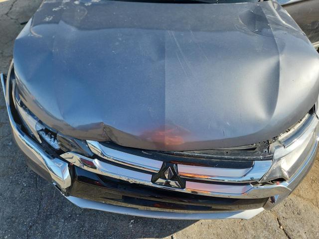 Фото 11 - MITSUBISHI OUTLANDER