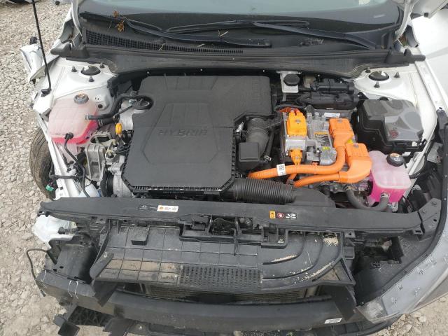 Фото 11 - HYUNDAI ELANTRA