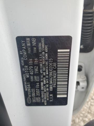 Фото 13 - HYUNDAI ELANTRA