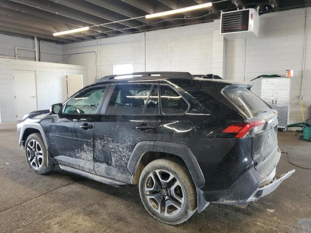 Фото 2 - TOYOTA RAV4