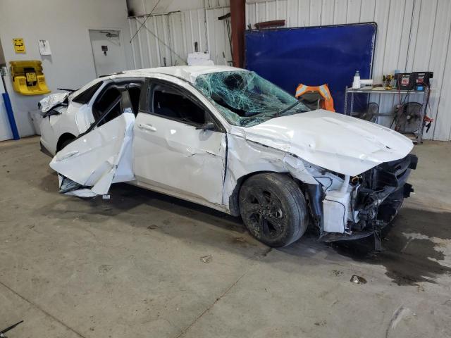 Фото 4 - HYUNDAI ELANTRA