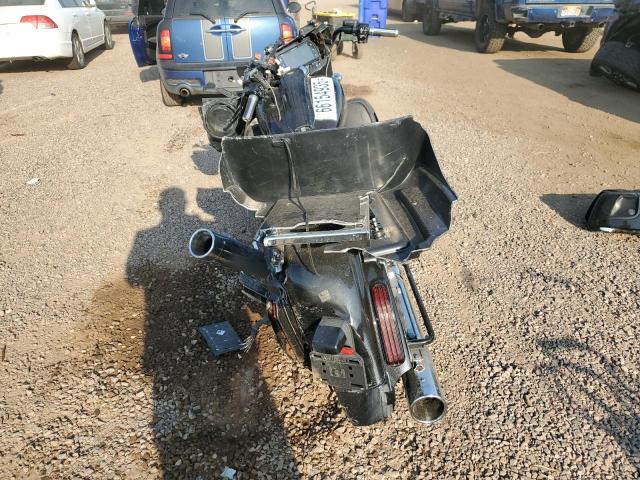 HARLEY-DAVIDSON FL 2017