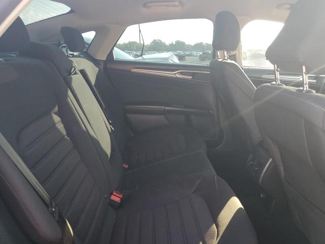 Фото 10 - FORD FUSION