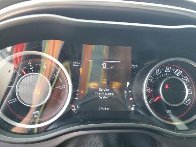 Фото 9 - DODGE CHALLENGER