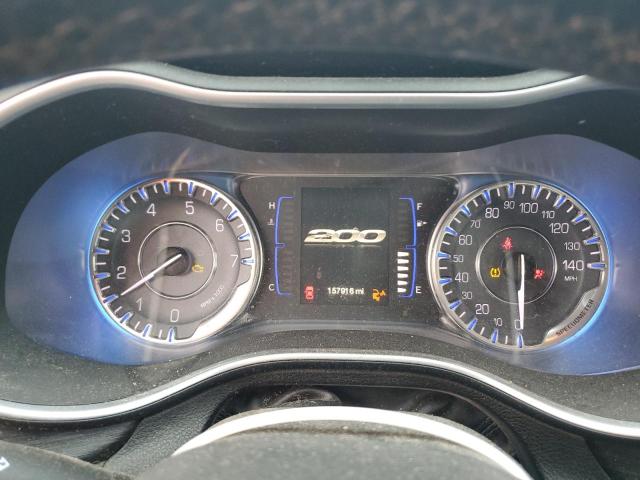 Фото 9 - CHRYSLER 200