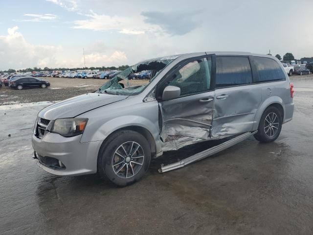 Фото 1 - DODGE CARAVAN