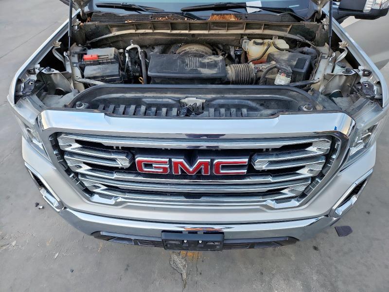 Фото 11 - GMC SIERRA