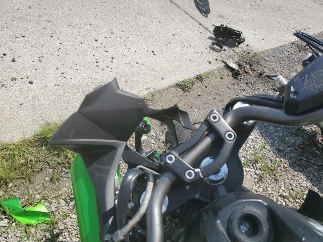 KAWASAKI EX650 F 2015