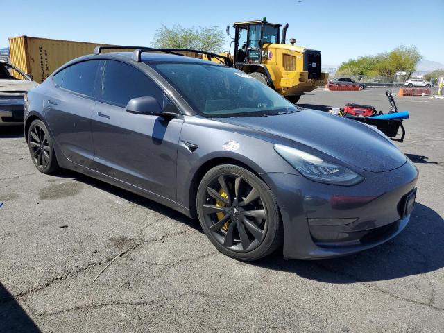 Фото 4 - TESLA MODEL 3