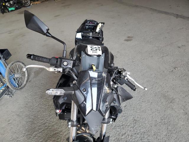 KAWASAKI ER650 P 2024