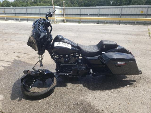 HARLEY-DAVIDSON FL 2018