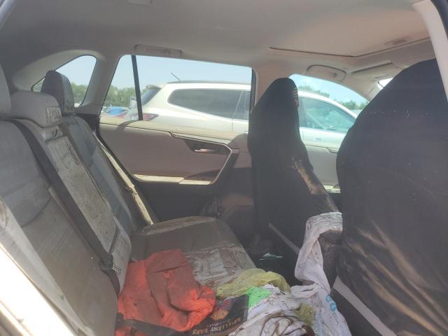 Фото 11 - TOYOTA RAV4