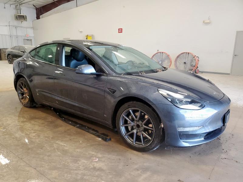 Фото 4 - TESLA MODEL 3