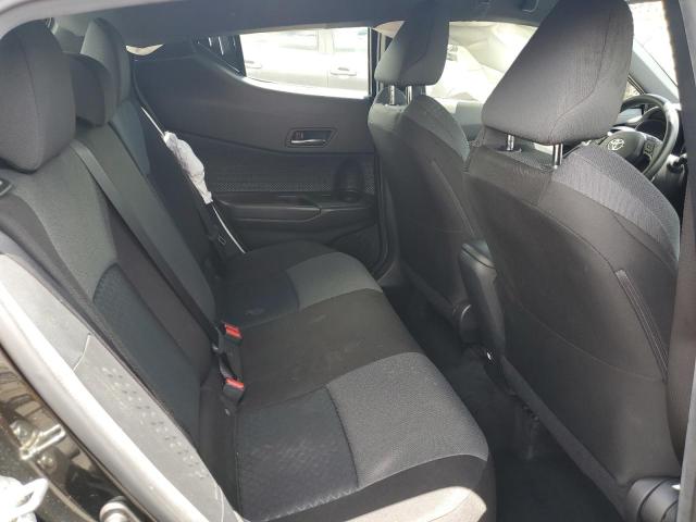 Фото 11 - TOYOTA C-HR