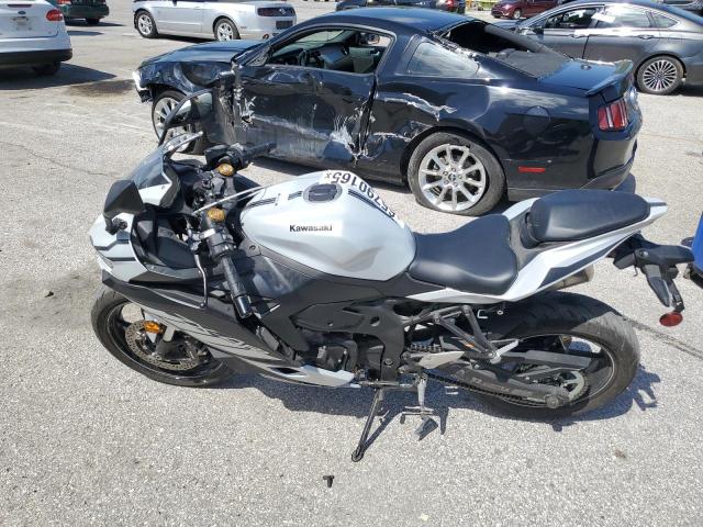 KAWASAKI ZX400 S 2025