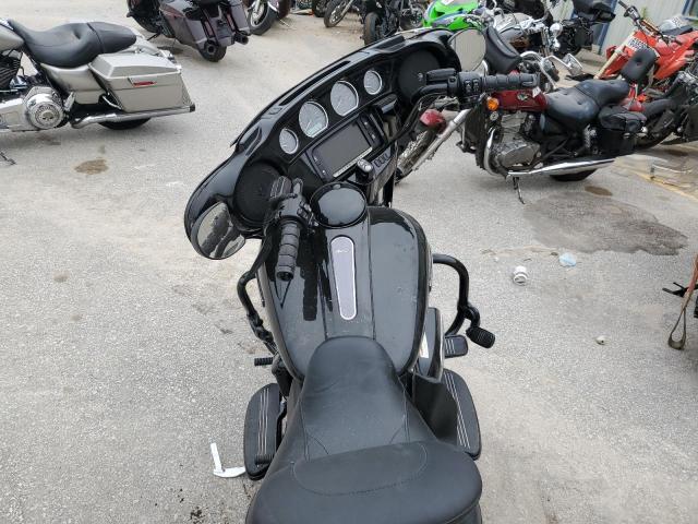 HARLEY-DAVIDSON FL 2018