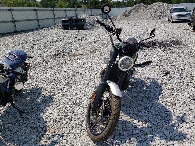 TRIUMPH SCRAMBLER 2021