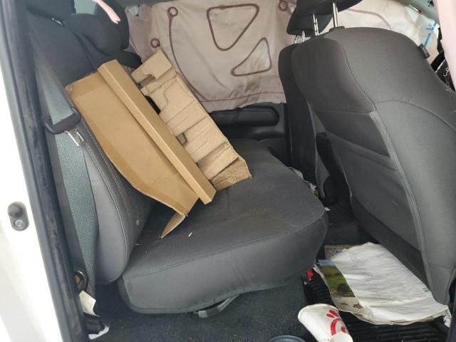 Фото 10 - TOYOTA TACOMA