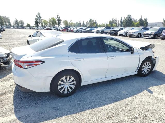 Фото 3 - TOYOTA CAMRY