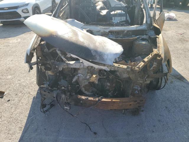 Фото 12 - NISSAN ROGUE