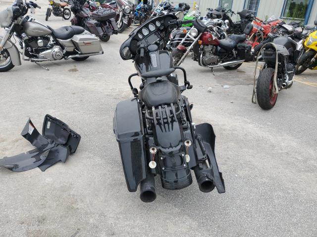 HARLEY-DAVIDSON FL 2018