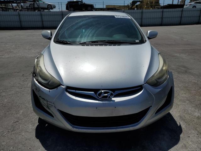 Фото 5 - HYUNDAI ELANTRA