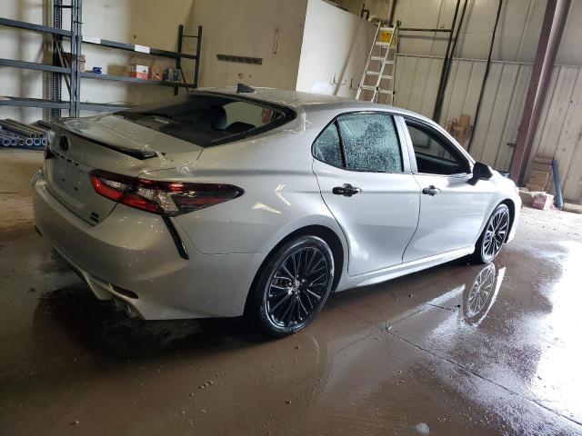 Фото 3 - TOYOTA CAMRY