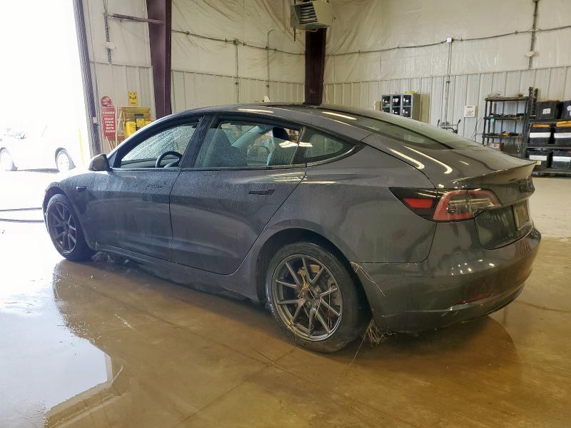 Фото 2 - TESLA MODEL 3