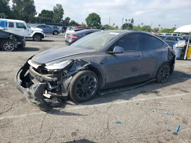 Фото 1 - TESLA MODEL Y