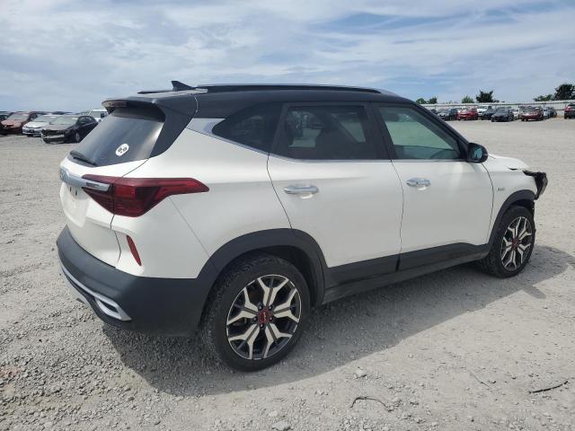 Фото 3 - KIA SELTOS