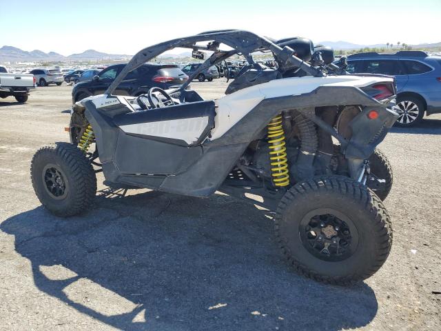 CAN-AM SIDEBYSIDE 2018