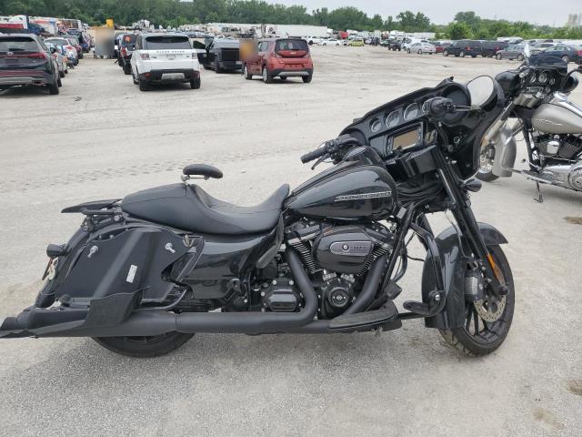 HARLEY-DAVIDSON FL 2018