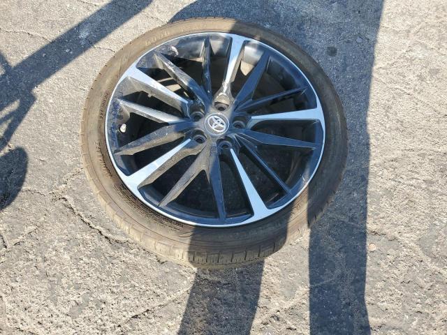 Фото 12 - TOYOTA CAMRY