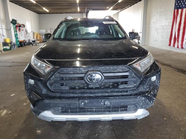 Фото 5 - TOYOTA RAV4