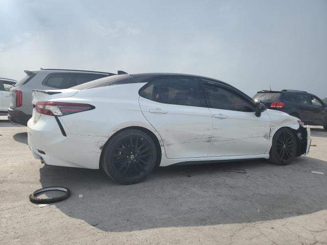 Фото 3 - TOYOTA CAMRY