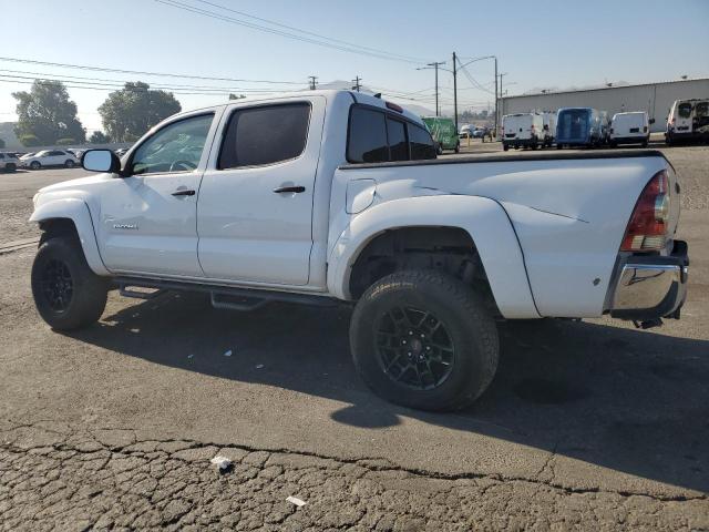 Фото 2 - TOYOTA TACOMA