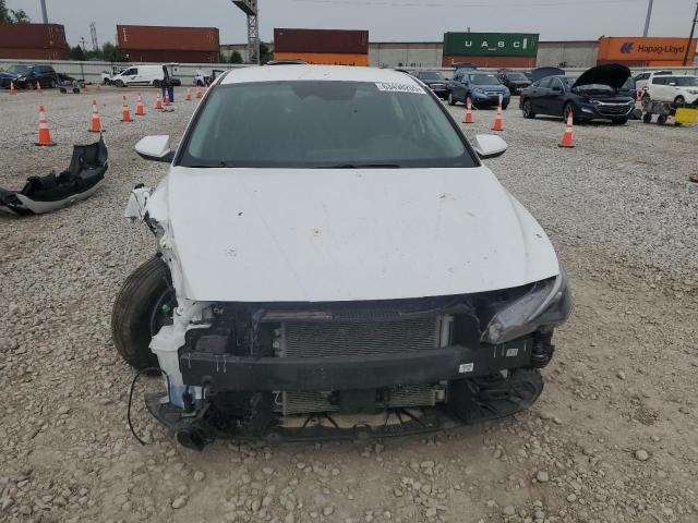 Фото 5 - HYUNDAI ELANTRA