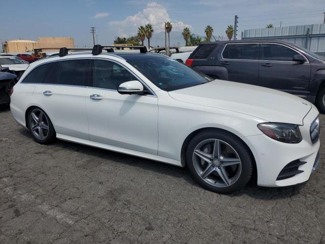 Фото 4 - MERCEDES-BENZ E-CLASS