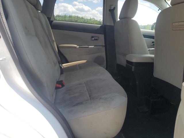 Фото 11 - MITSUBISHI OUTLANDER