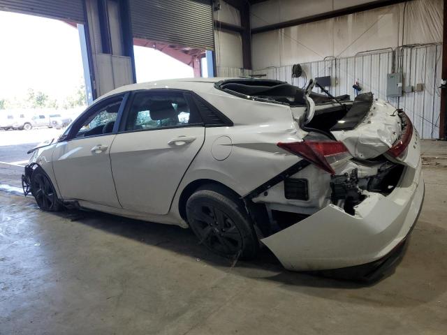 Фото 2 - HYUNDAI ELANTRA