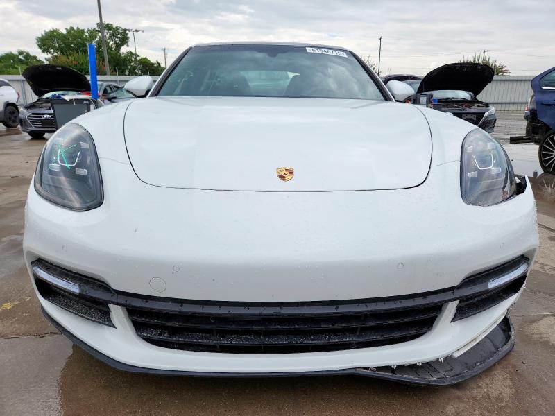 Фото 5 - PORSCHE PANAMERA