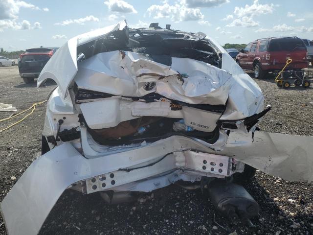 Фото 6 - LEXUS IS