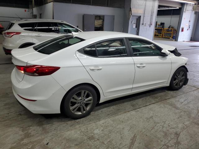 Фото 3 - HYUNDAI ELANTRA