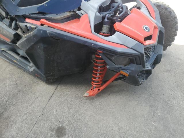 CAN-AM SIDEBYSIDE 2022